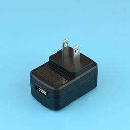   USB电源适配器充电器5V2A